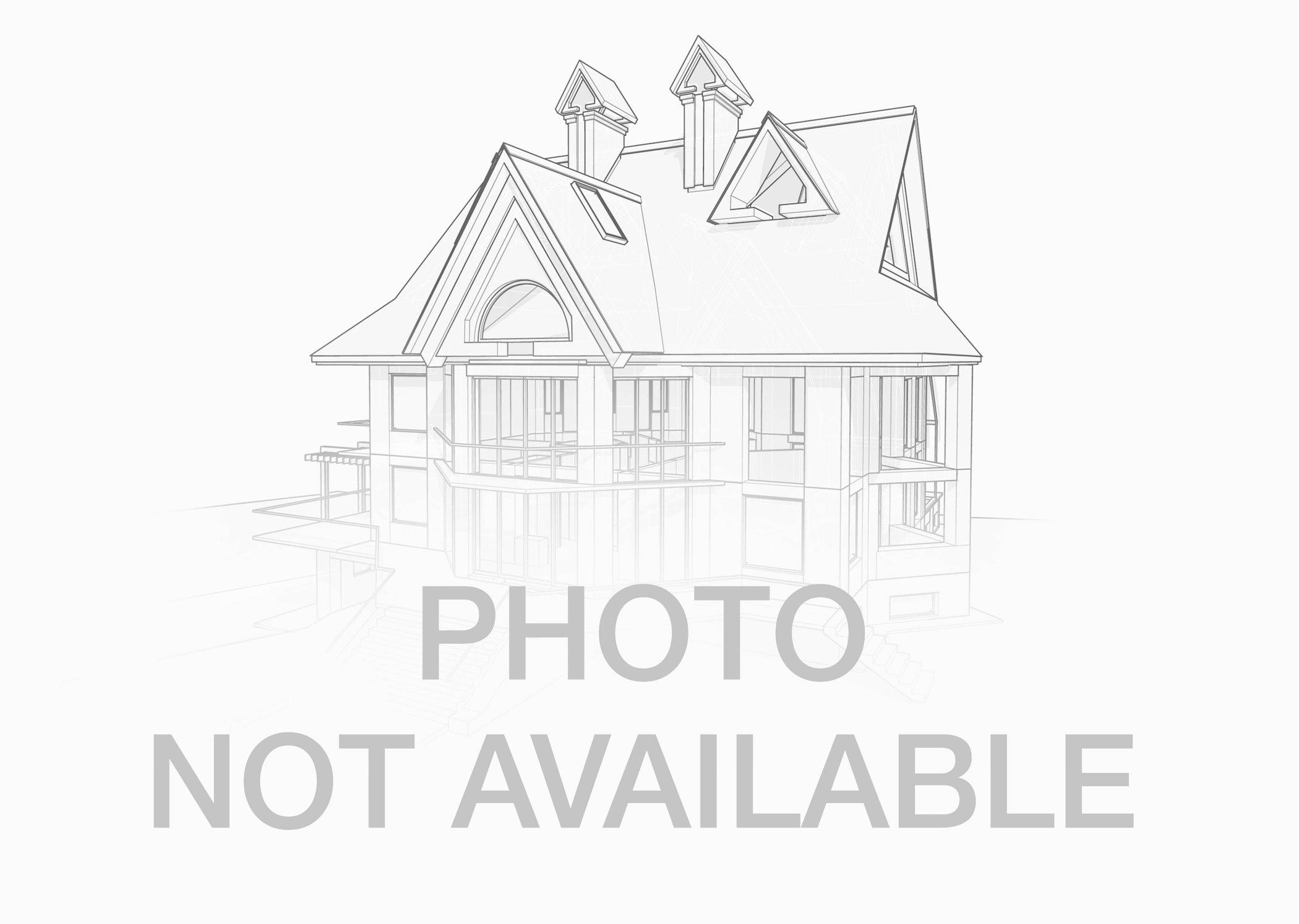 592 Rose Lane 